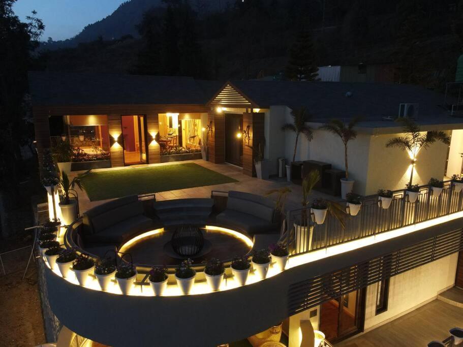 Whispering Pines Villa Bhīm Tāl Kültér fotó