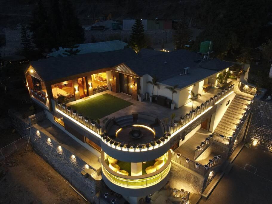 Whispering Pines Villa Bhīm Tāl Kültér fotó